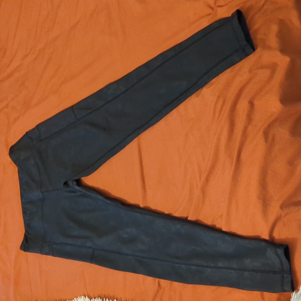 Shadow Skulls Leggings